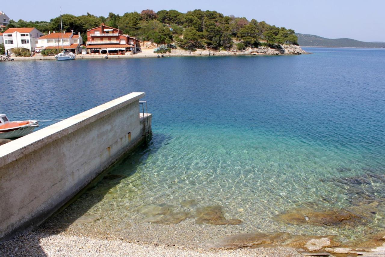 Apartments With A Parking Space Bozava, Dugi Otok - 8108 Exterior photo